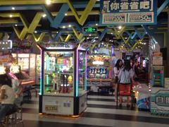 -反斗乐园π·电玩·高空拓展·蹦床(龙华天虹店)