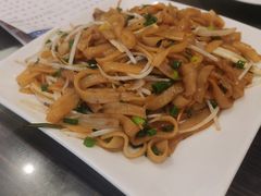 干炒牛河-新海利(北岭店)