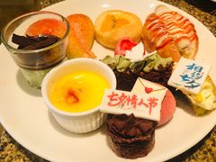 -怡咖啡海鲜自助餐厅(浦东香格里拉店)