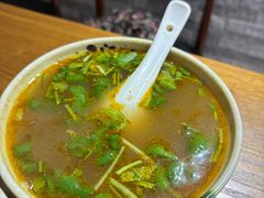 -黄阿姨锅贴大王(万航渡路店)