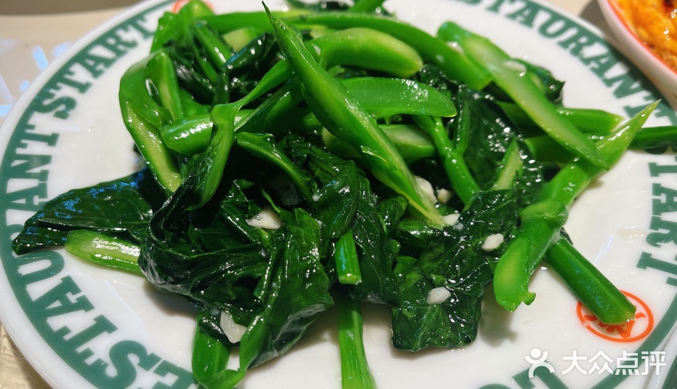 两个人点了太多了，以为茶餐厅的分量不会很多