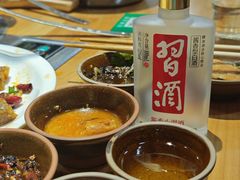 -苗阿哥酸汤牛肉火锅(体育场店)