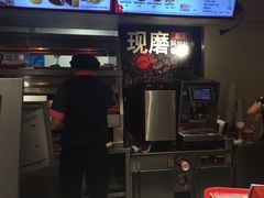 -肯德基(春申店)