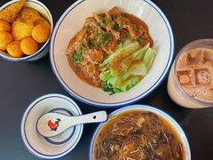 -左记港食(融科天城店)