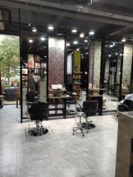 -In Style Hair Salon