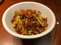 腊八豆炒肥肠-山涧肴·泉水煮活鱼(坂田店)