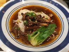 -霸蛮湖南菜·牛肉粉(荣京西街店)