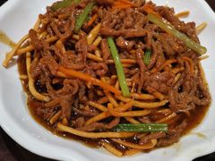 -刘胖子家常菜·蹄花焖藕(中南店)