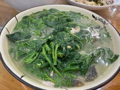 -银峰农庄·特色烧鸡·鲜无花果浸鸡