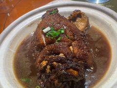 -老码头黑皮肘子锅包肉(赣水路店)