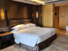 -中山利和希尔顿酒店