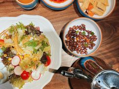 精品小菜-明洞阿姨·韩式酱蟹烤肉·创意料理(三元桥店)