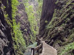 -龙水峡地缝景区