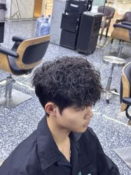 -藤野造型专业烫染接发