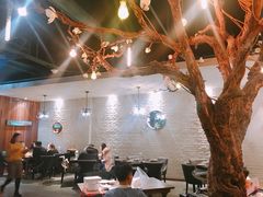 大堂-梧桐树下(云锦世家店)