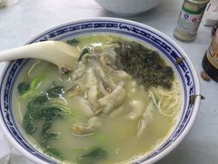 -明呈黄鱼面馆(斜土路店)