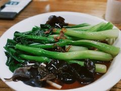 白灼菌菇菜心-新白鹿餐厅(银泰西湖文化广场店)