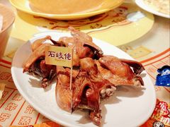 红烧乳鸽-石岐佬中山菜馆(张溪店)