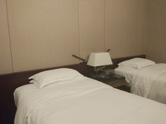 -广州天河希尔顿酒店