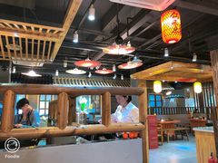 大堂-锅来乐地锅鸡(安亭店)