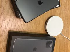 -Apple零售店(深圳益田假日广场店)