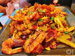 香辣排骨虾-炉小二铜锅牛蛙•川湘菜(三里屯店)