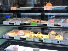 面包甜点陈列柜-麦当劳(武汉火车站店)