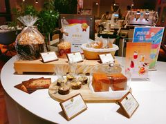 -潮一不贰·法式甜品·生日蛋糕·西式简餐(外滩店)