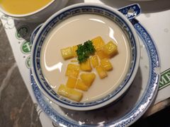 鲜芒果布丁-禄婶鸡煲·打边炉