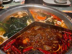 -廖掌柜·重庆鲜货火锅(上海首店)