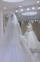 -台湾蔡美月婚纱租赁