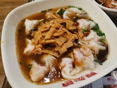 -双燕楼·手工馄饨·汤面小吃(世纪汇店)