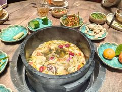 -蘑界·野生菌火锅(深业上城店)