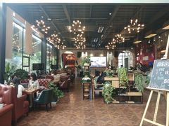 大堂-桉树林A coffee 森林餐厅(三圣乡店)