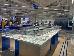 -优购镜仓(黄岛吾悦店)