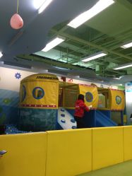 -莫莉幻想儿童乐园(北京上地华联店)