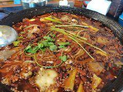 -鸿顺老铁锅美蛙鱼府(解放碑店)