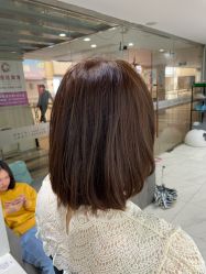 -镁连社·美联社
