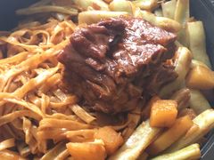 -内蒙焖面大盆骨餐馆(山大路店)