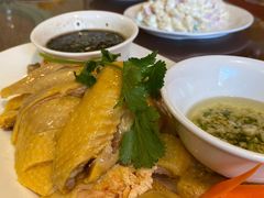 特色白斩鸡-老大同酒家·糟卤·本帮菜(中山公园店)