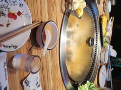 -山河屯铁锅炖· 东北菜·特色鲜鹅锅(开发区一店)