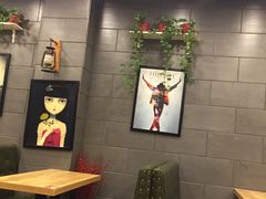 -愉肴麻辣香锅(中山路店)
