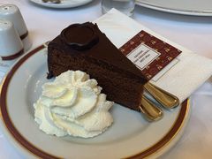 -Cafe Sacher(WIEN)
