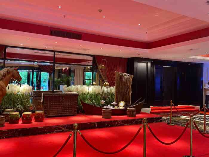 红顶食府(奥体店)-"今天老公生日,爸妈带我们来吃早茶95,八.