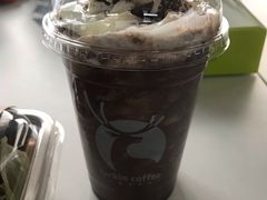 巧克力瑞纳冰-瑞幸咖啡(国际珠宝交易中心店)