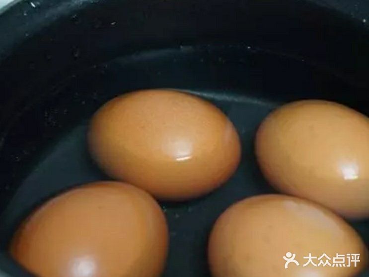 减肥减脂套餐之金枪鱼三明治 材料：金枪鱼罐头
