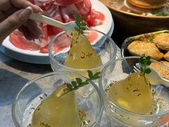 -洞庭洲·防空洞火锅·铜锅涮肉·烧烤(新百广场店)