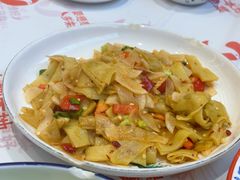 酸萝卜蛋皮-三只鸟本地特色菜馆(上饶总店)