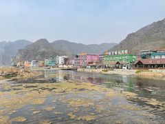 -百里峡七彩艺术小镇