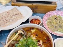 -蔼若春.传承三十年云南菜(金碧公园店)